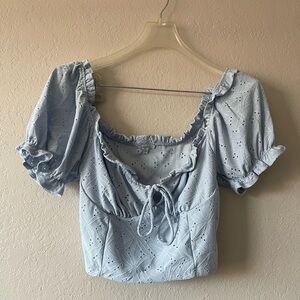 Iris, Women’s Light Blue Off The Shoulder Shortsleeved Cropped Blouse, Size L